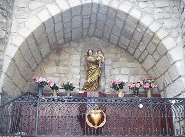 Porte de Mandrin à Saint Bonnet le château